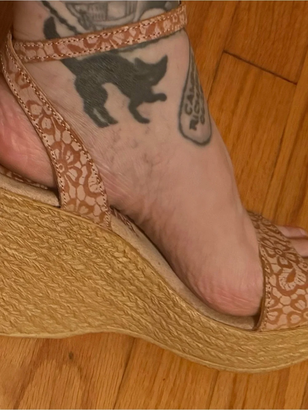 Women's Tan Espadrille Wedge Sandals - Stylish Ankle Strap